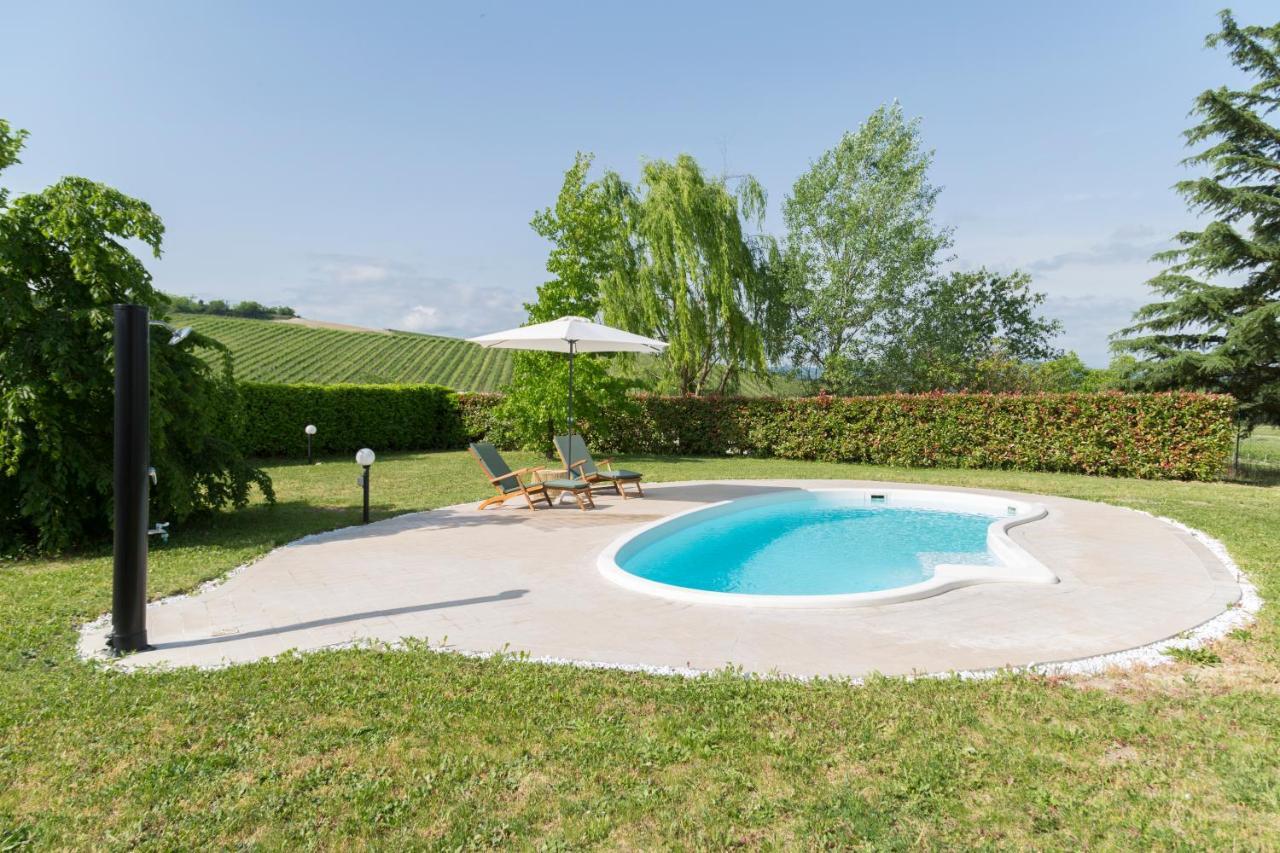 White Tail Organic Farm Villa Orsara Bormida Exterior foto